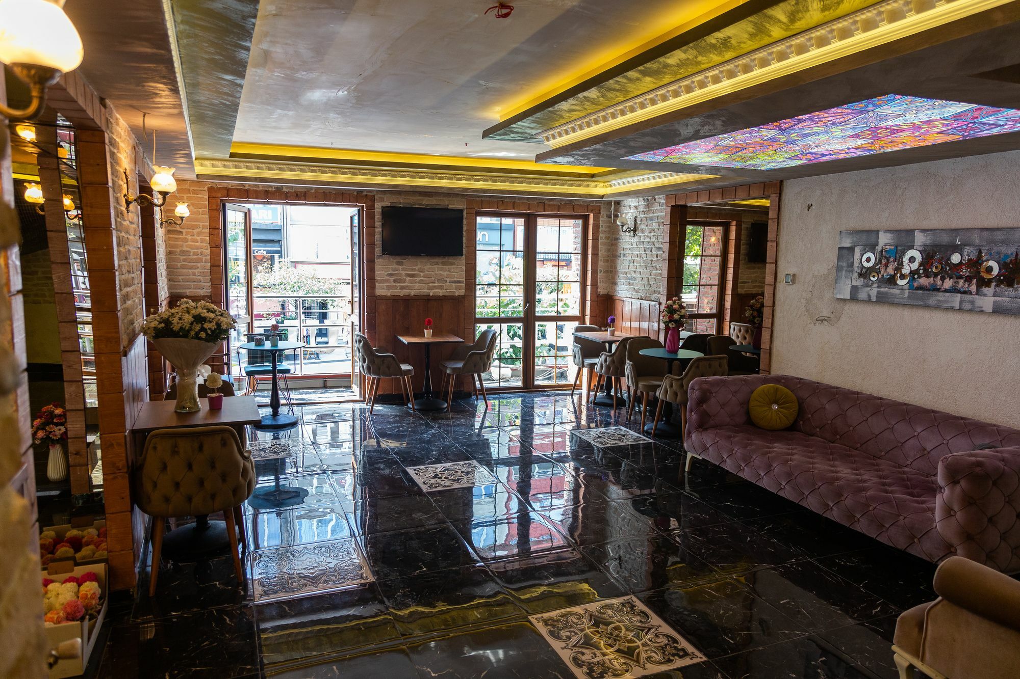 Royal Garden Suite And Hotel Istanbul Ngoại thất bức ảnh